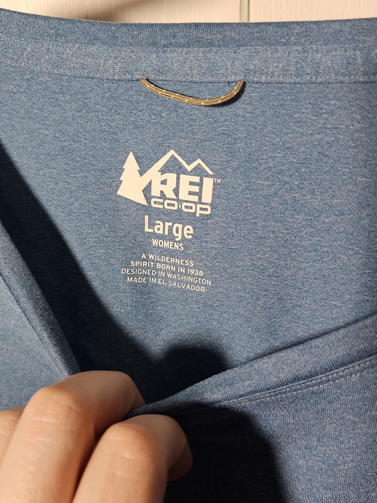 REI Blue Women's Short-Sleeve Performance Tee - Picture 2 of 6